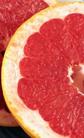 Flawonoidy występują m.in. w owocach, szczególnie grapefruitach.