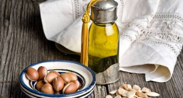 Właściwości i zastosowanie olejku arganowego. Poznaj płynne złoto Maroka