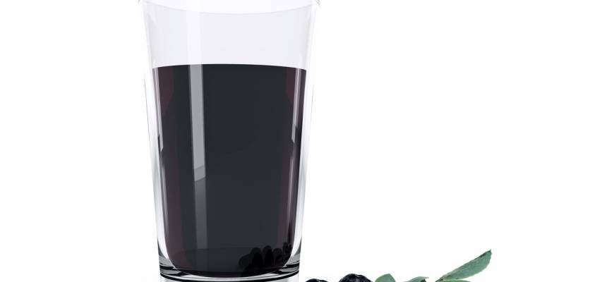 Sok z jagód acai posiada niezwykłe właściwości. Jego regularne picie sprzyja zdrowiu