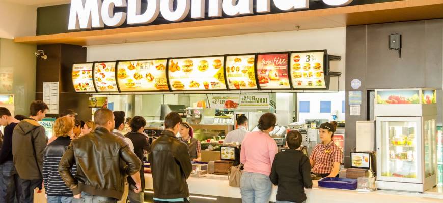 Czy da się zjeść zdrowo w barze fast-food?