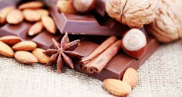 Mleczna czekolada – składniki, właściwości i wpływ na dietę