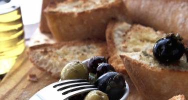 Kuchnia grecka – charakterystyka, tradycje, przepisy
