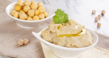 Hummus – właściwości, wartości odżywcze i przepis