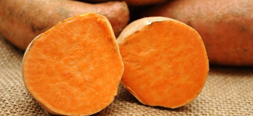 5 powodów, dla których lepiej wybrać bataty niż zwykłe ziemniaki