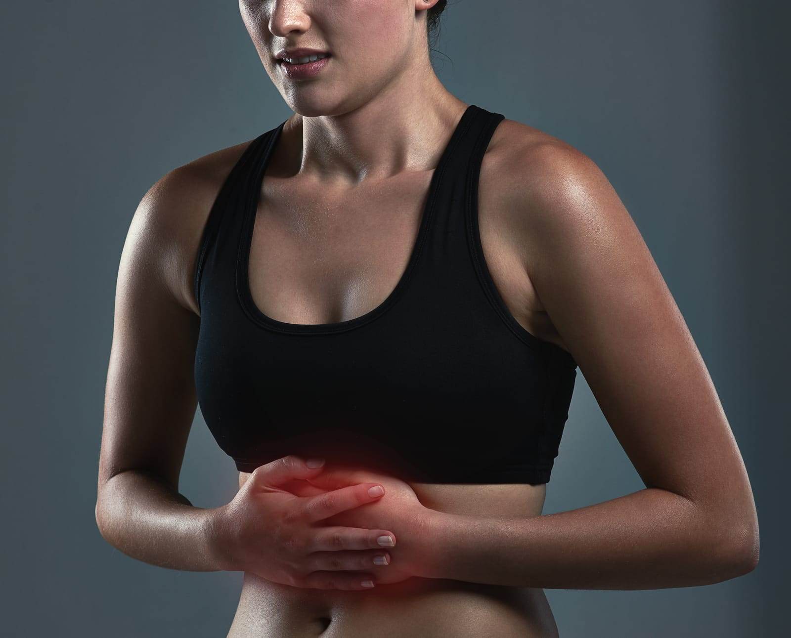 Kobieta trzyma ból brzucha, ćwiczenie, zdrowie.