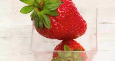 5 skutków dla zdrowia jedzenia truskawek!