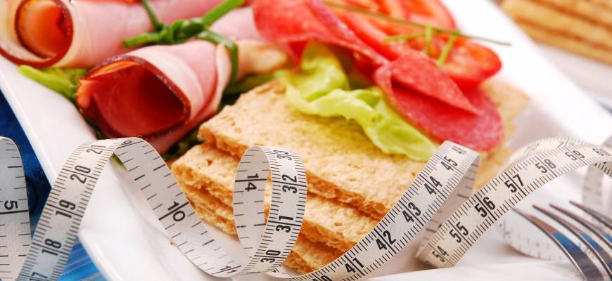 Dieta 1000 kcal – bezpieczeństwo stosowania, zalecane i zakazane produkty i suplementacja Dieta 1000 kcal – bezpieczeństwo stosowania, zalecane i zakazane produkty i suplementacja