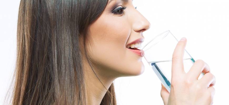 5 zalet wody zjonizowanej i jej wpływ na zdrowie