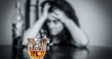 Alkohoreksja – przyczyny, objawy i leczenie