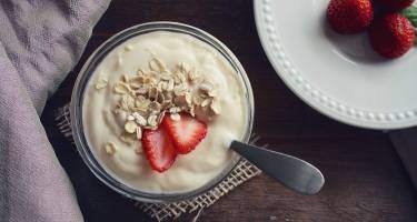 Dieta jogurtowa – produkty dozwolone zakazane, efekty, opinia dietetyka
