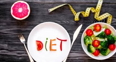 Dieta odchudzająca – dla kobiet, mężczyzn, nastolatków, suplementy. Jak zdrowo schudnąć?