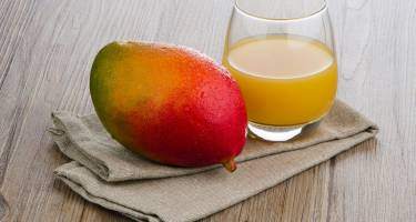 Mango – właściwości, na odchudzanie, przepisy. Jak jeść mango?