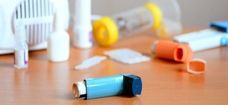 Astma dziecięca – domowe sposoby. Zioła na astmę