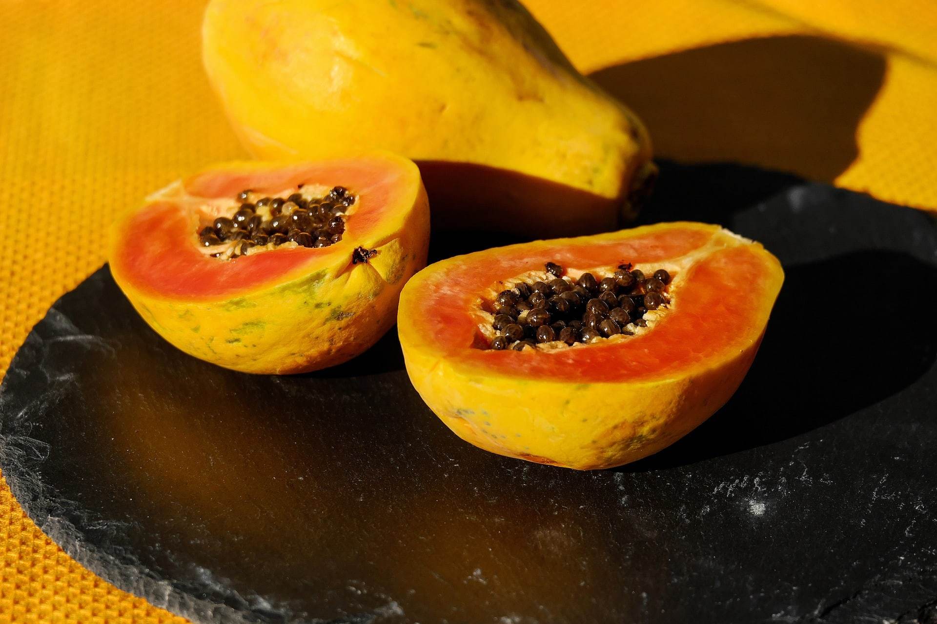papaja właściwości jak jeść papaję?