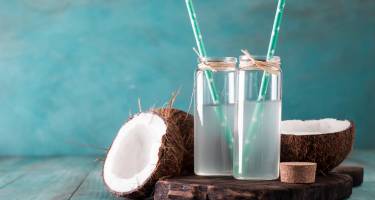 Woda kokosowa – właściwości lecznicze, gdzie kupić, cena.  Ile pić dziennie wody kokosowej?