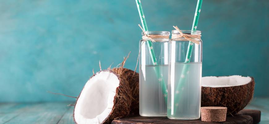 Woda kokosowa – właściwości lecznicze, gdzie kupić, cena.  Ile pić dziennie wody kokosowej?