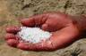 Jakie właściwości ma sól z Morza Martwego? Czy sól z Morza Martwego pomaga na łuszczycę?