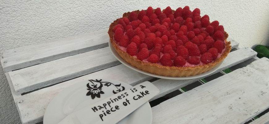 Przepis na tartę z malinami