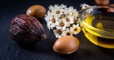 Olej arganowy spożywczy – właściwości lecznicze i zastosowanie